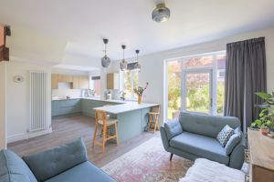 Photo 11- click for photo gallery